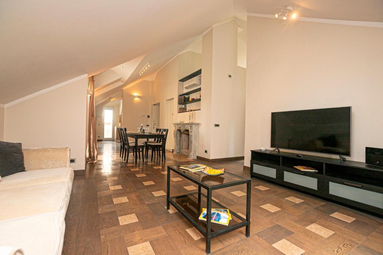 Real Italian Estate - Penthouse Apartamento Génova Exterior foto